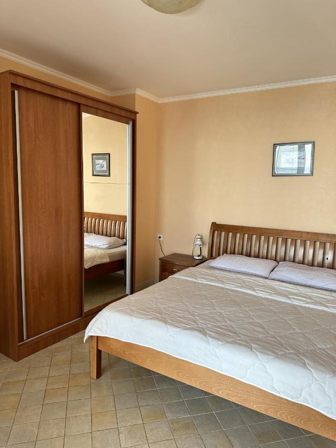 Apartment Villa Elena Bar Extérieur photo