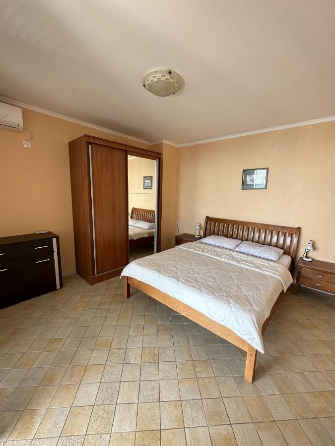 Apartment Villa Elena Bar Extérieur photo